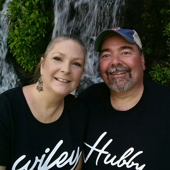 Meet your Posher, Jennifer - Picture 2 of 2